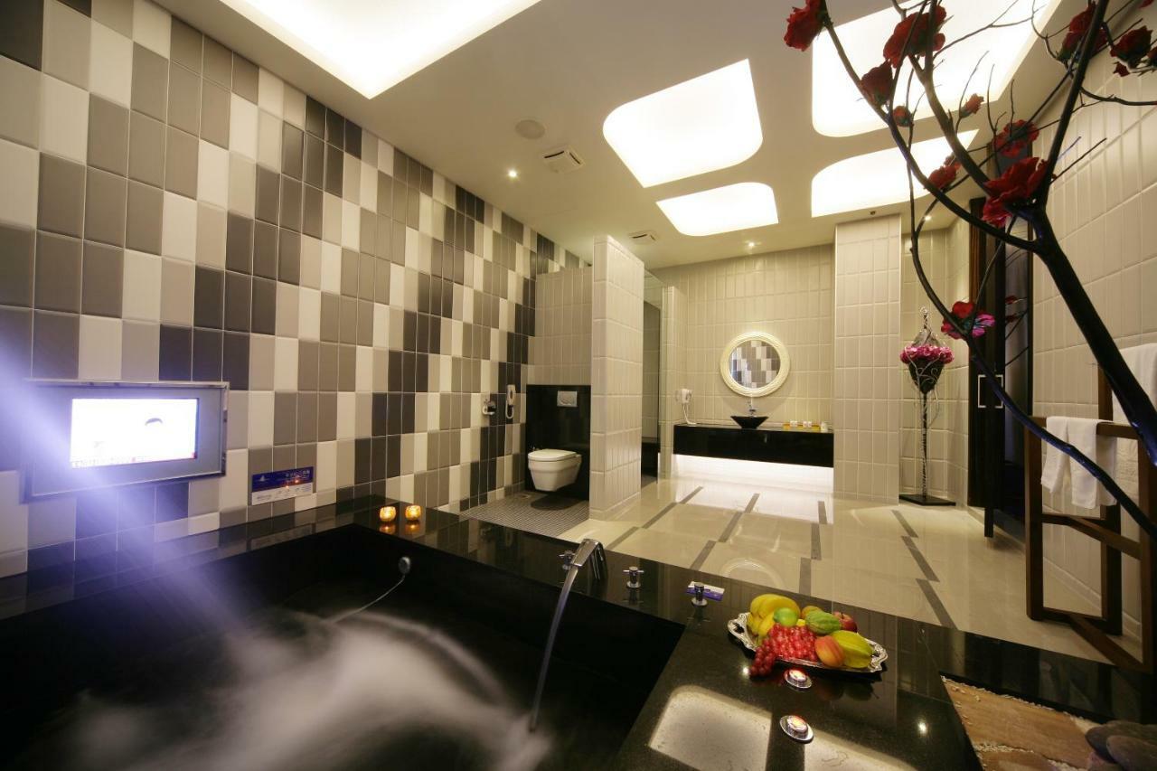 Dubai Villa Motel Daya Esterno foto